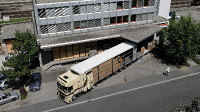FÁBRICA DE VALENTINE EN SUIZA
